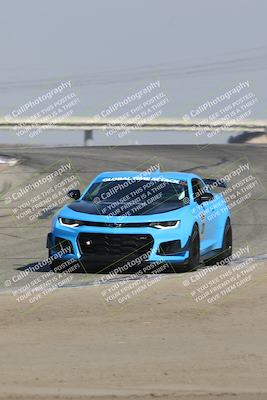 media/Nov-10-2024-GTA Finals Buttonwillow (Sun) [[9486b6e4c5]]/Group 3/Session 2 (Grapevine Exit)/